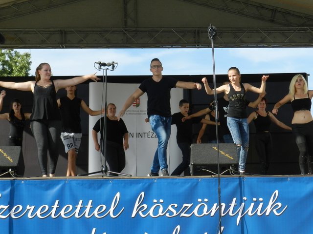 Megyei Közfoglalkoztatási Kiállítás 143